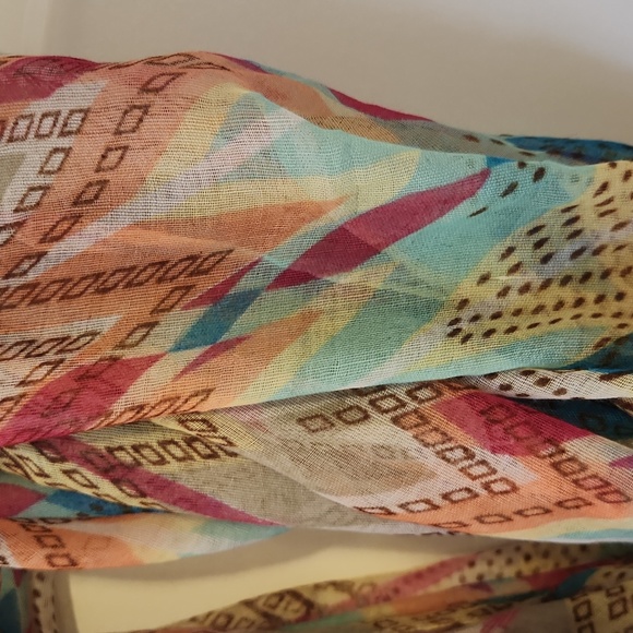 Scarf bundle - Picture 4 of 12